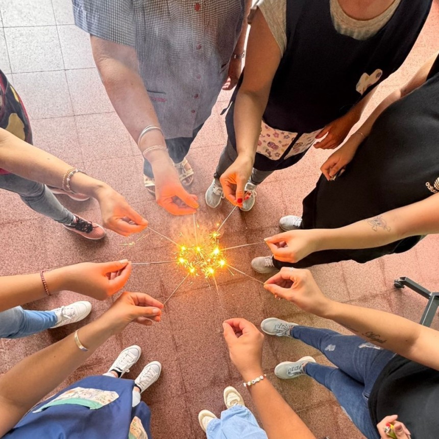 YA COMENZÓ EL MOVIMIENTO EN LAS ESCUELAS DEL PUEBLO