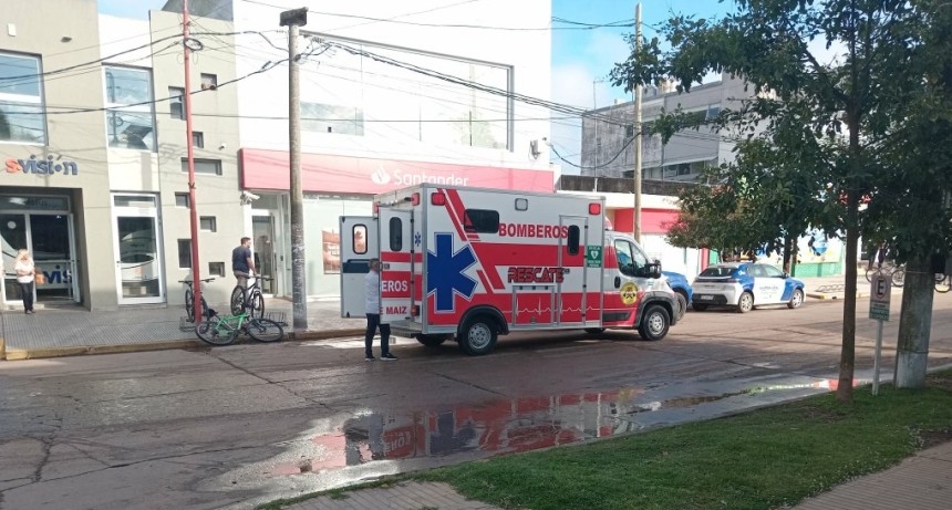 EMPLEADA BANCARIA SUFRI&Oacute; DESCOMPENSACI&Oacute;N 