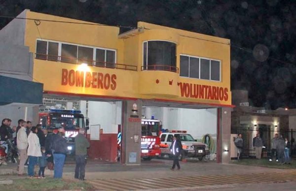 RESPUESTA DE BOMBEROS DE CANALAS ANTE DENUNCIAS